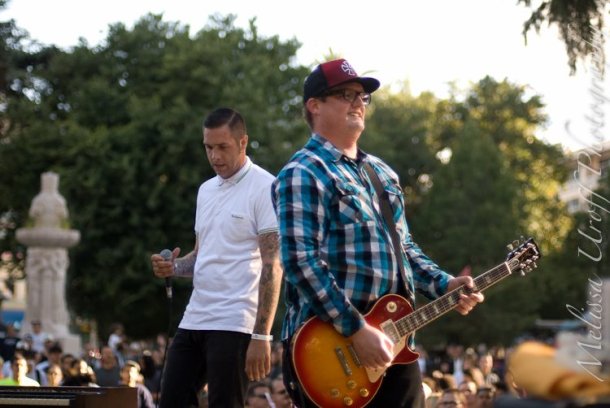 522109_10150871829417126_1296996605_n