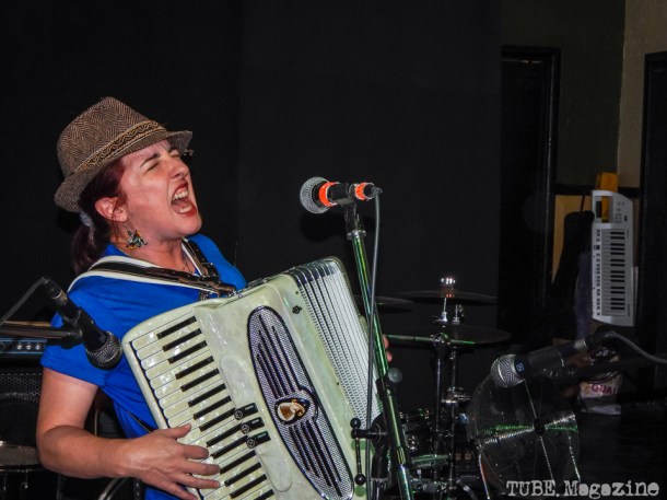 Julie the Bruce playing in Sacramento CA at Cafe Colonial during Bat Guano Festival 2014. Photo Ryan Stewart