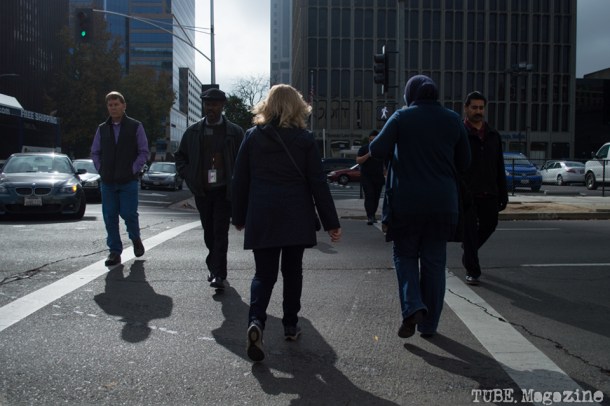Office workers cross L Street at lunch time. Photo M.Hershenow. 2014.