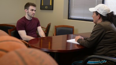 16D_2968.MOV.00_01_35_04.Still001