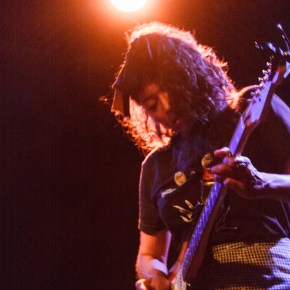 La Luz. Dirty Denim.&nbsp;Vasas.