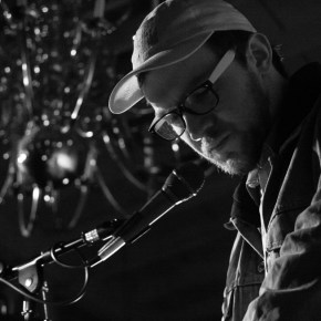 Poppet and Doofy Doo at the Red&nbsp;Muesum