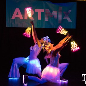 ArtMix ‘Glow’.